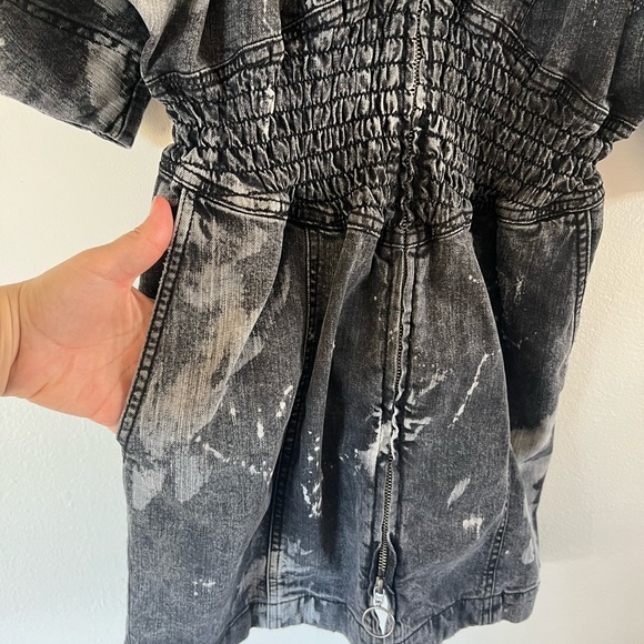 NWT Retrofete Carla Hematite Splatter Acid Wash Denim Full Zip Dress Size Large - Picture 4 of 11